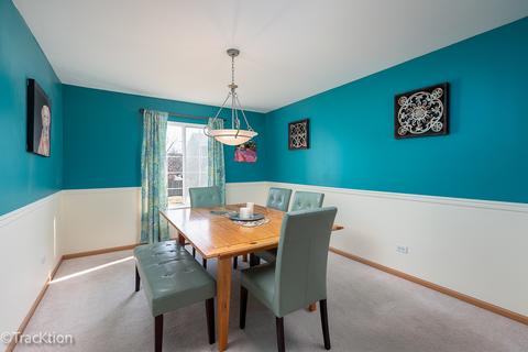 608 Brita Trl, Minooka, IL 60447 photo 4