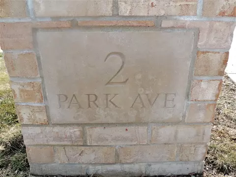 2 Park Ave, Peru, IL 61354 photo 4