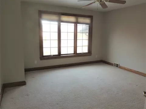 2 Park Ave, Peru, IL 61354 photo 45