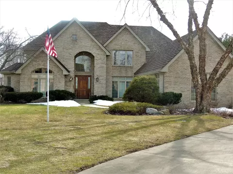 2 Park Ave, Peru, IL 61354 photo 1