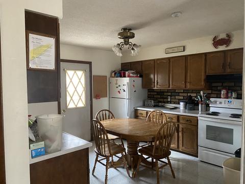 608 E 7th St, Dixon, IL 61021 photo 4
