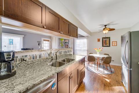 1684 Valley Forge Ct #B, Wheaton, IL 60189 photo 12