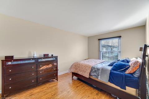 1684 Valley Forge Ct #B, Wheaton, IL 60189 photo 13