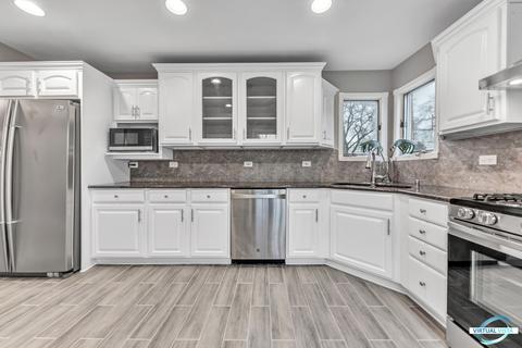 521 N Maple St, Mount Prospect, IL 60056 photo 9