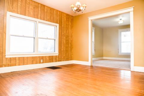 1303 W 3rd St, Dixon, IL 61021 photo 7