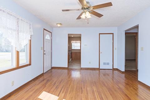 803 North St, Chenoa, IL 61726 photo 9