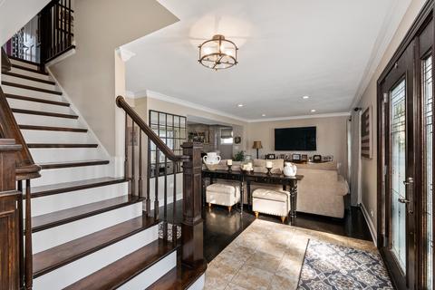 2175 Menomini Ln, Wheaton, IL 60189 photo 16