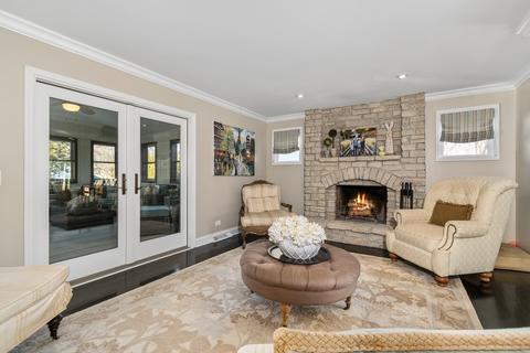2175 Menomini Ln, Wheaton, IL 60189 photo 12