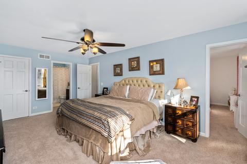 2175 Menomini Ln, Wheaton, IL 60189 photo 22