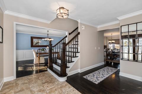2175 Menomini Ln, Wheaton, IL 60189 photo 15