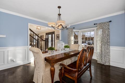 2175 Menomini Ln, Wheaton, IL 60189 photo 14