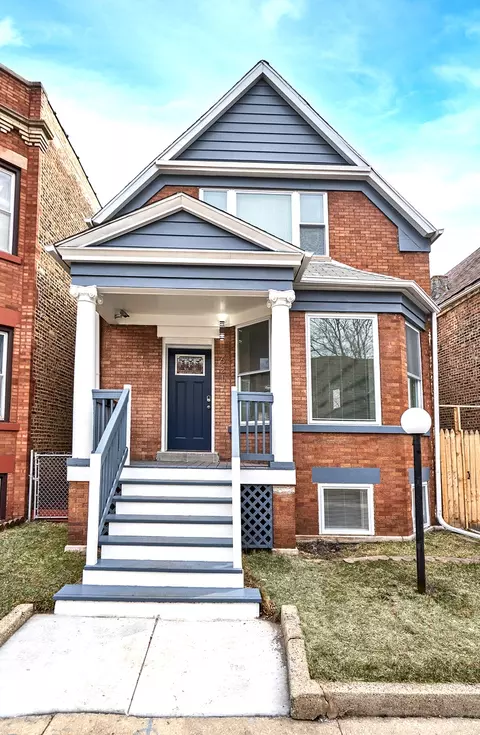 6217 S Champlain Ave, Chicago, IL 60637 photo 1