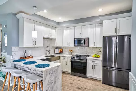 6217 S Champlain Ave, Chicago, IL 60637 photo 8