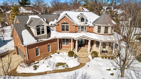 2101 Stonebridge Ct, Wheaton, IL 60189 photo 1