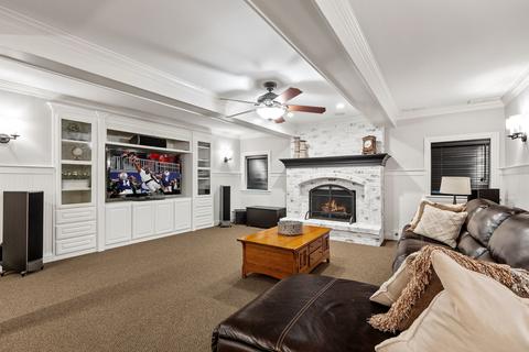 2101 Stonebridge Ct, Wheaton, IL 60189 photo 28