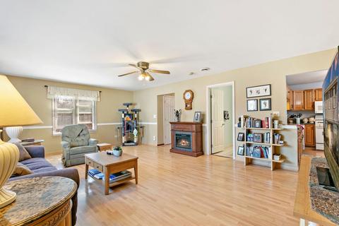 2200 Flicker Ln, Rolling Meadows, IL 60008 photo 8