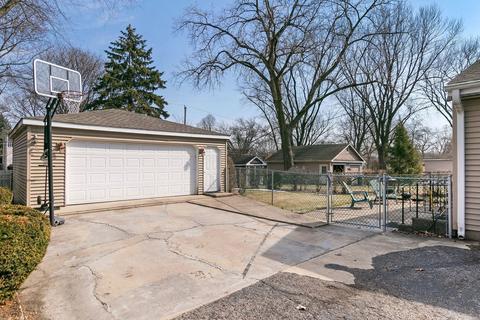 2200 Flicker Ln, Rolling Meadows, IL 60008 photo 21