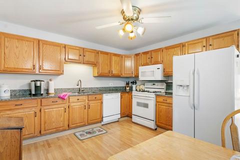 2200 Flicker Ln, Rolling Meadows, IL 60008 photo 12