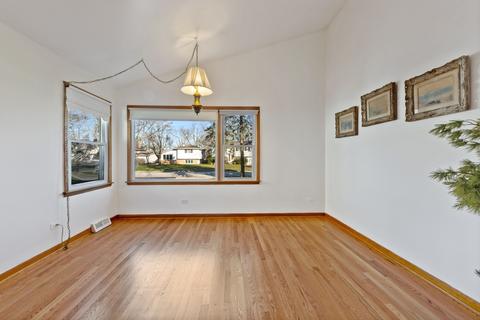 1020 Coolidge Ave, Wheaton, IL 60189 photo 3