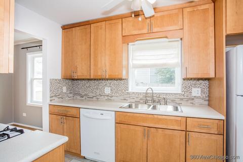 1032 Cherry St, Wheaton, IL 60187 photo 6