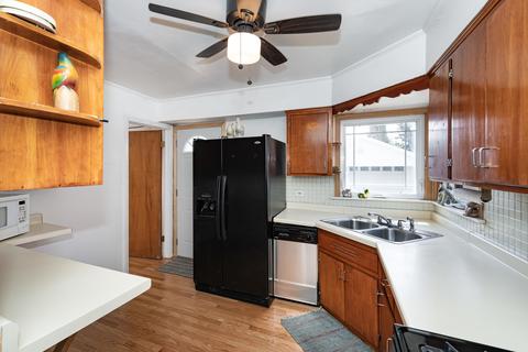 925 E Algonquin Rd, Des Plaines, IL 60016 photo 6