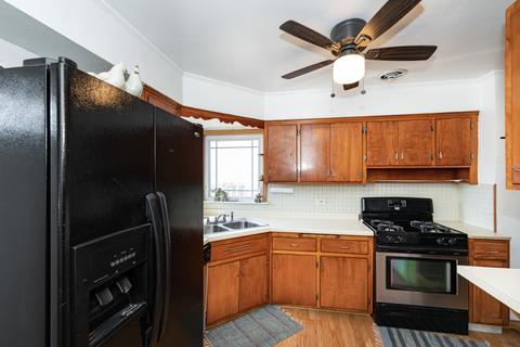 925 E Algonquin Rd, Des Plaines, IL 60016 photo 8