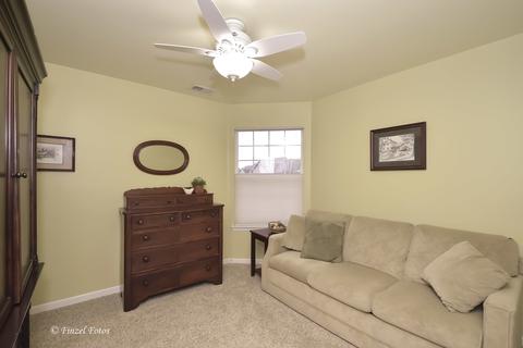 5217 Glenbrook Trl, Mchenry, IL 60050 photo 12