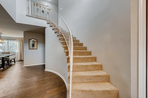 1201 S Appletree Ln, Bartlett, IL 60103 photo 3