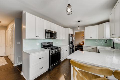1201 S Appletree Ln, Bartlett, IL 60103 photo 7