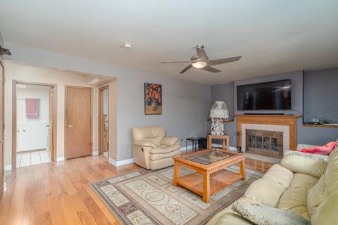16600 Spangler Rd, Plainfield, IL 60586 photo 8