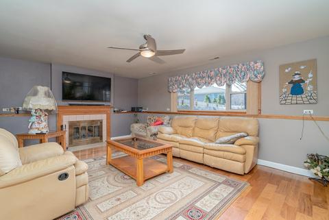 16600 Spangler Rd, Plainfield, IL 60586 photo 7