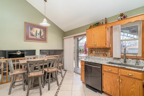 16600 Spangler Rd, Plainfield, IL 60586 photo 6