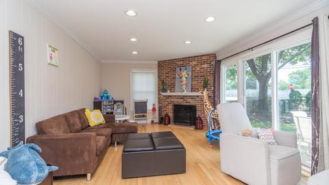 1 Woods Chapel Rd, Rolling Meadows, IL 60008 photo 15