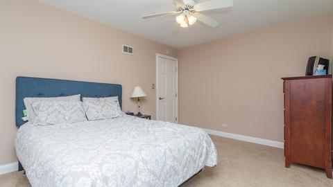 1 Woods Chapel Rd, Rolling Meadows, IL 60008 photo 22