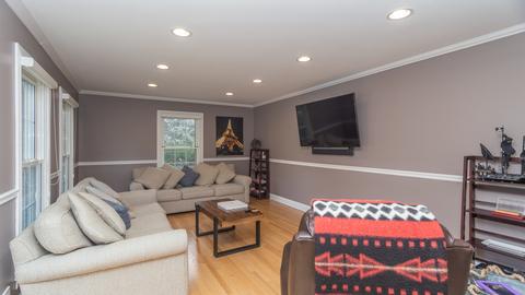 1 Woods Chapel Rd, Rolling Meadows, IL 60008 photo 8