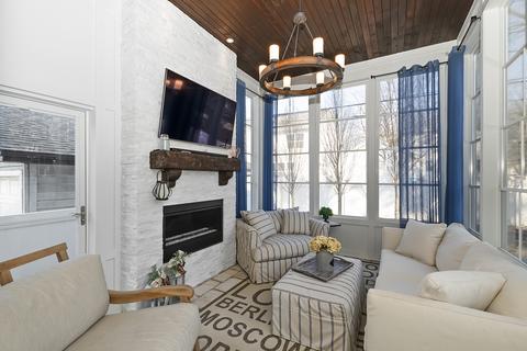 1322 N Eagle St, Naperville, IL 60563 photo 8