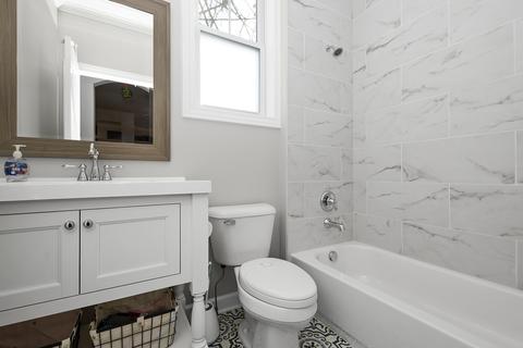 1322 N Eagle St, Naperville, IL 60563 photo 18