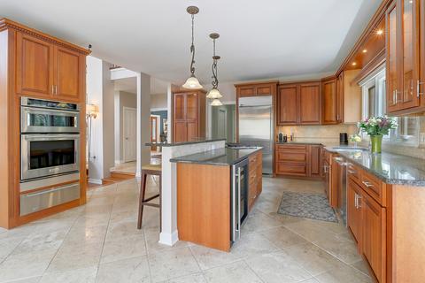 1065 E Hillside Rd, Naperville, IL 60540 photo 13