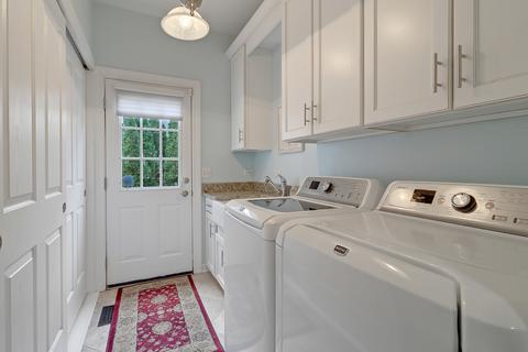 1065 E Hillside Rd, Naperville, IL 60540 photo 17