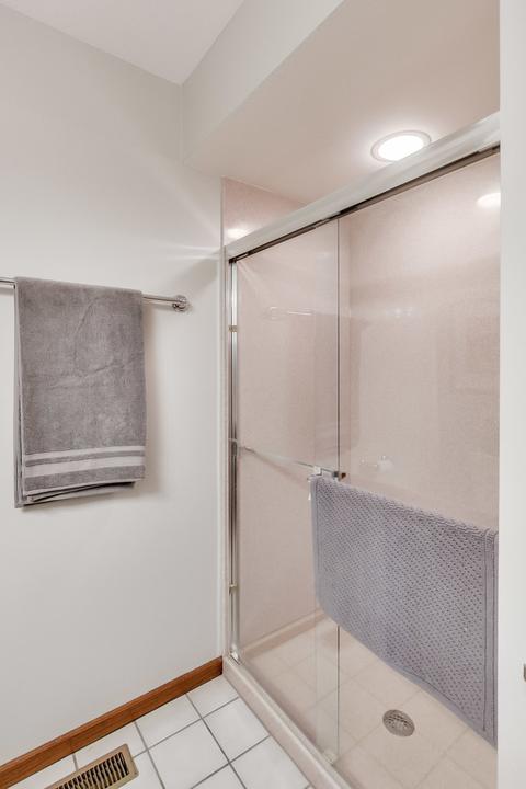 40 Center Ave, Wheeling, IL 60090 photo 14