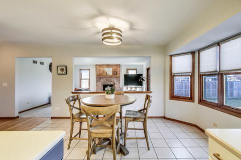 40 Center Ave, Wheeling, IL 60090 photo 22
