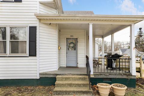 301 E Main St, Monticello, IL 61856 photo 2