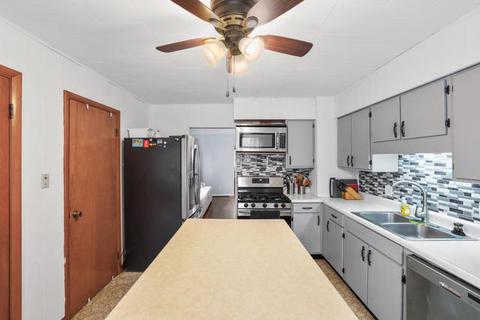 301 E Main St, Monticello, IL 61856 photo 17