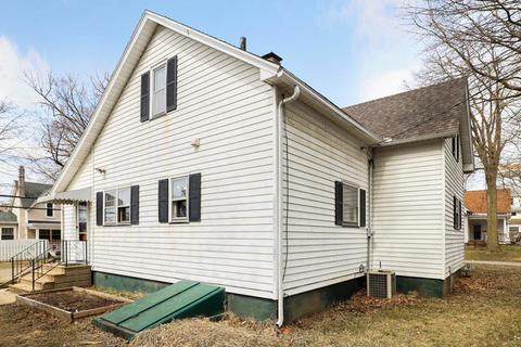 301 E Main St, Monticello, IL 61856 photo 11