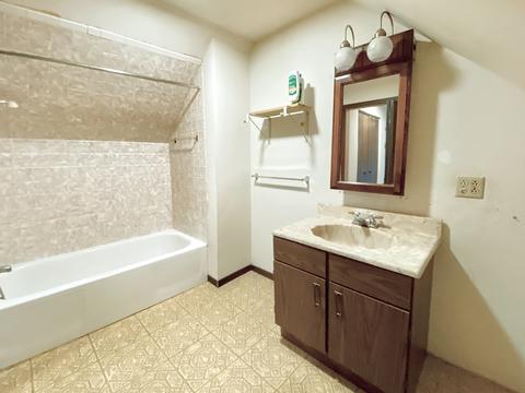 620 Mcclure Ave, Elgin, IL 60123 photo 19