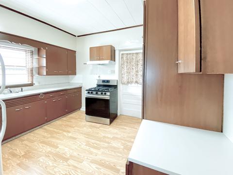 620 Mcclure Ave, Elgin, IL 60123 photo 9