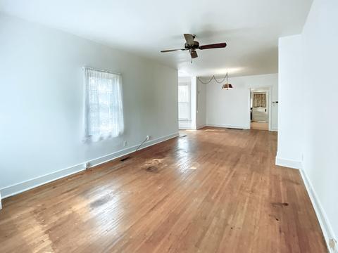620 Mcclure Ave, Elgin, IL 60123 photo 5