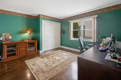 227 Cimarron Rd E, Lombard, IL 60148 photo 10