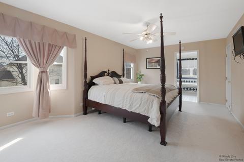 227 Cimarron Rd E, Lombard, IL 60148 photo 13