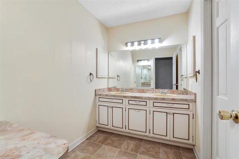 10 Turner Rd, Normal, IL 61761 photo 9